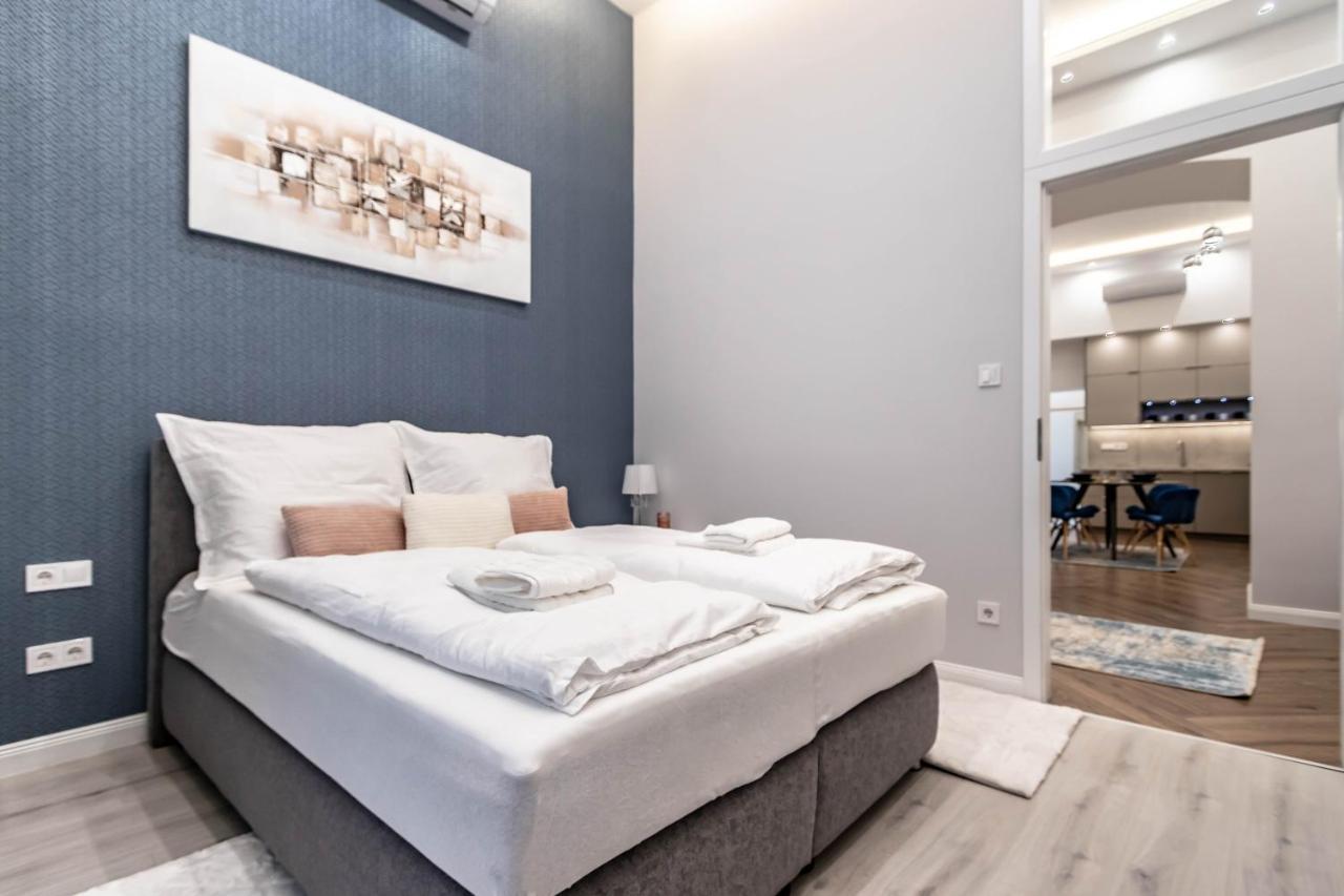 Assea Elegant Apartment With 2 Bedroom In Downtown บูดาเปสต์ ภายนอก รูปภาพ